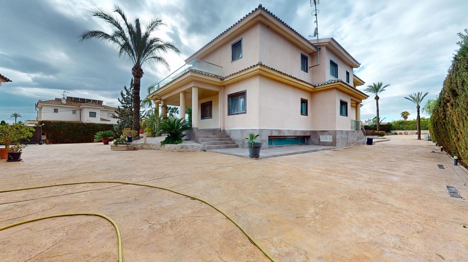 6 soveværelse Villa til salg i Elche / Elx med garage - € 900.000 (Ref: 8699833)