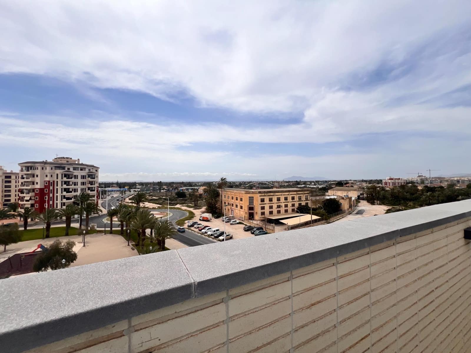 3 Zimmer Penthouse zu verkaufen in Elche / Elx mit Pool Garage - 455.000 € (Ref: 8941492)