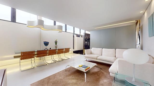 3 Zimmer Penthouse zu verkaufen in Elche / Elx mit Pool Garage - 455.000 € (Ref: 8941492)