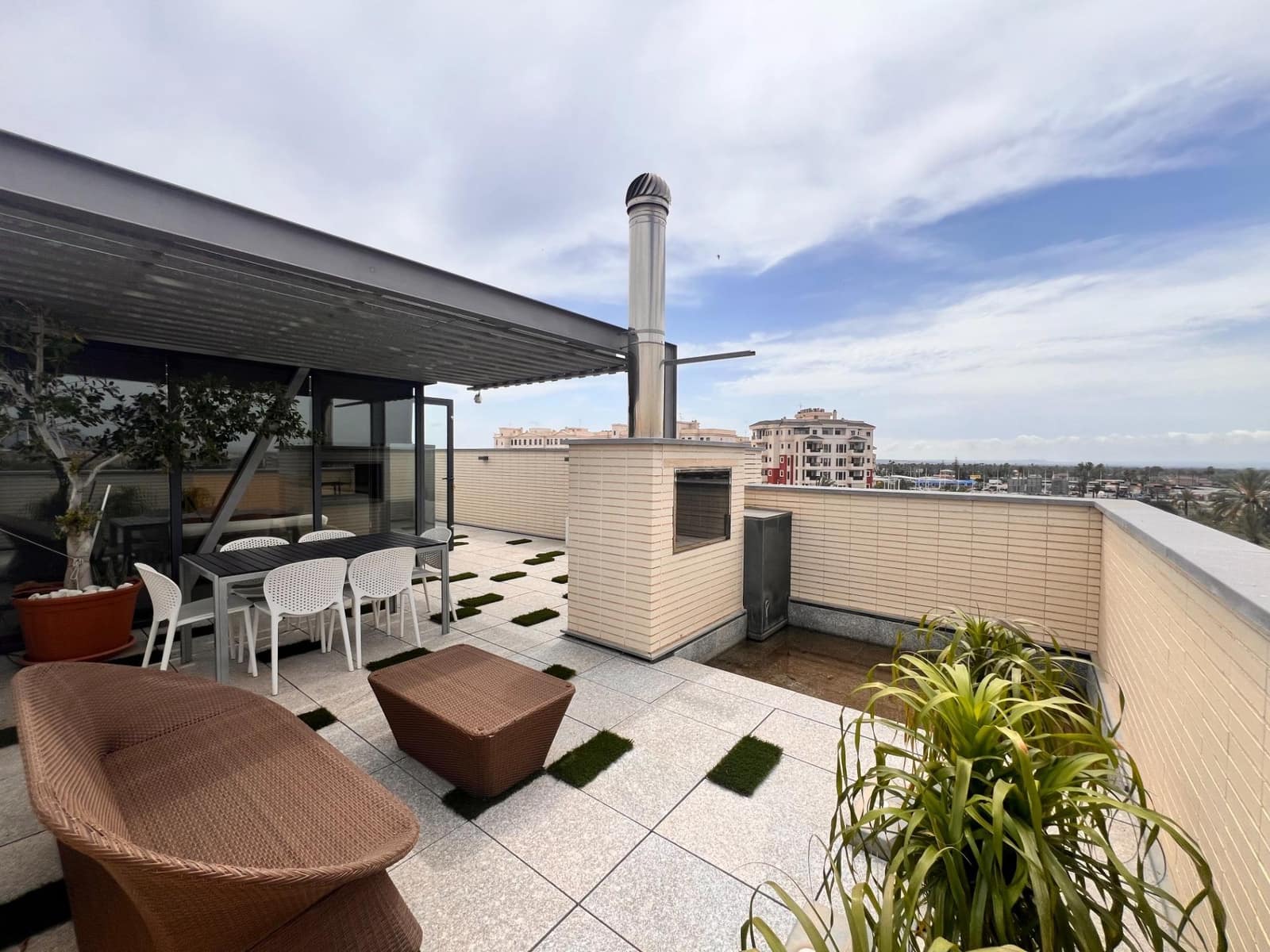 3 Zimmer Penthouse zu verkaufen in Elche / Elx mit Pool Garage - 455.000 € (Ref: 8941492)