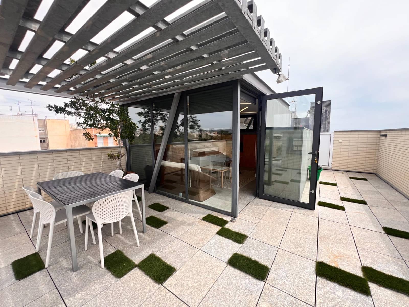 3 Zimmer Penthouse zu verkaufen in Elche / Elx mit Pool Garage - 455.000 € (Ref: 8941492)