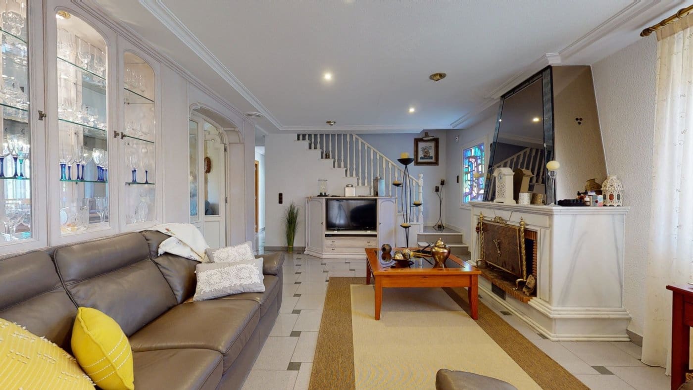 5 soveværelse Villa til salg i Elche / Elx med swimmingpool garage - € 649.000 (Ref: 8949006)