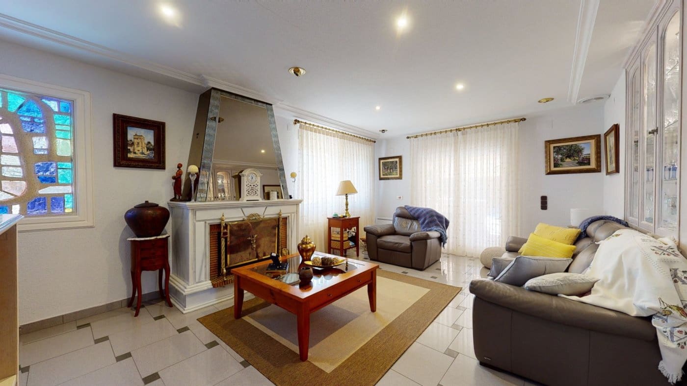 5 soveværelse Villa til salg i Elche / Elx med swimmingpool garage - € 649.000 (Ref: 8949006)