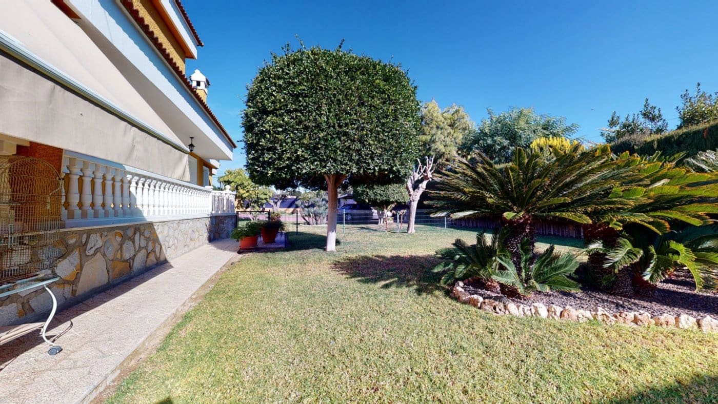 5 soveværelse Villa til salg i Elche / Elx med swimmingpool garage - € 649.000 (Ref: 8949006)