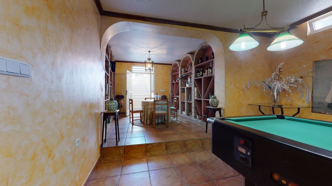 5 soveværelse Villa til salg i Elche / Elx med swimmingpool garage - € 649.000 (Ref: 8949006)