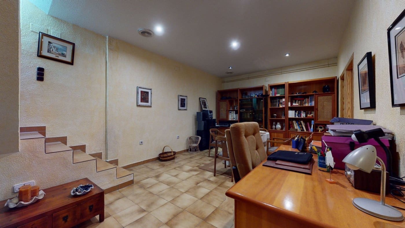 5 soveværelse Villa til salg i Elche / Elx med swimmingpool garage - € 649.000 (Ref: 8949006)