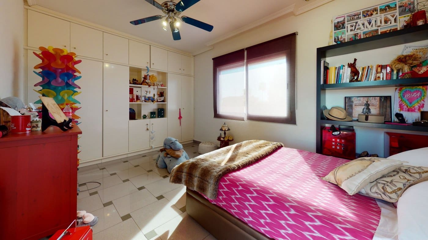 5 soveværelse Villa til salg i Elche / Elx med swimmingpool garage - € 649.000 (Ref: 8949006)