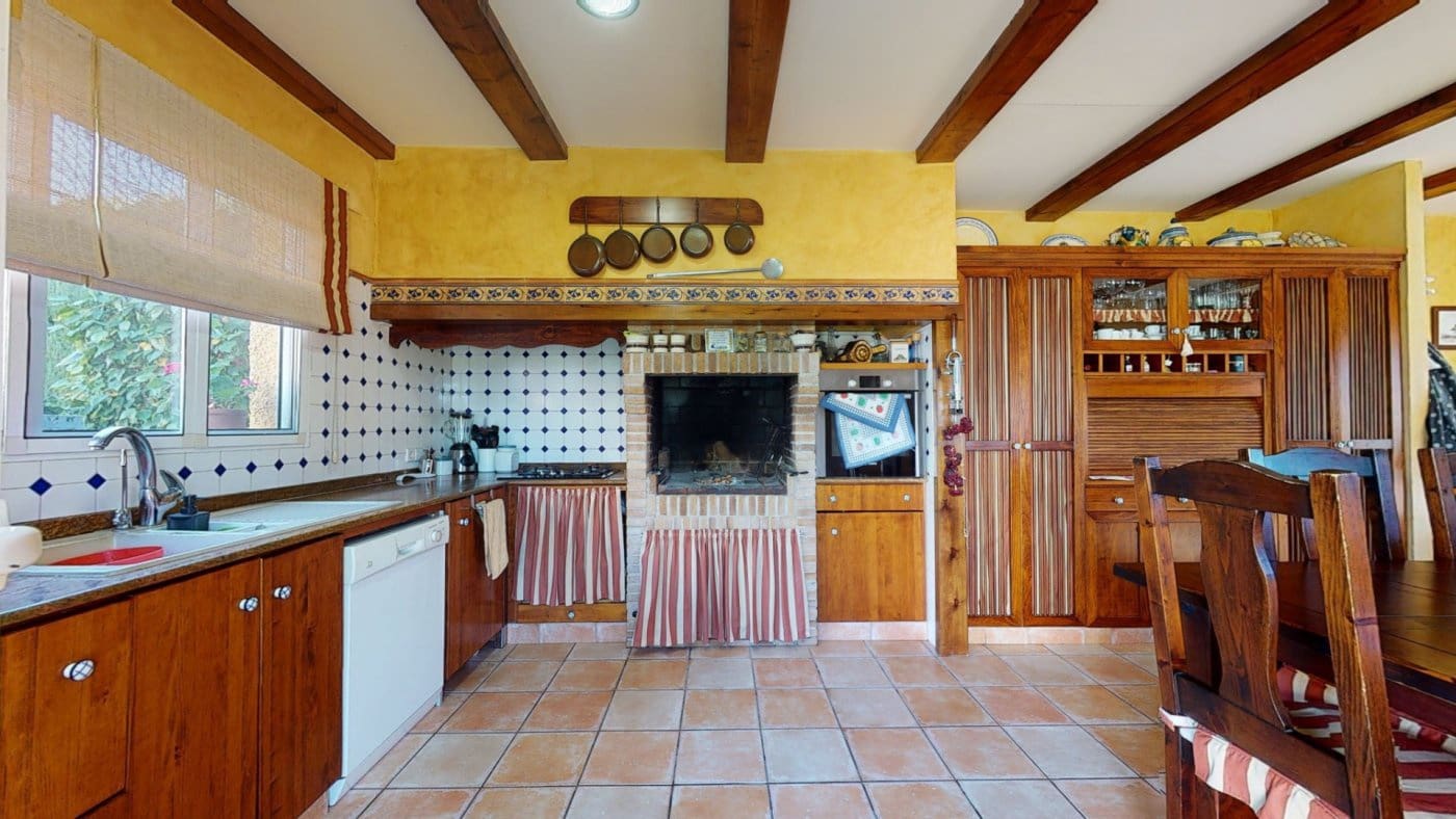 5 soveværelse Villa til salg i Elche / Elx med swimmingpool garage - € 649.000 (Ref: 8949006)