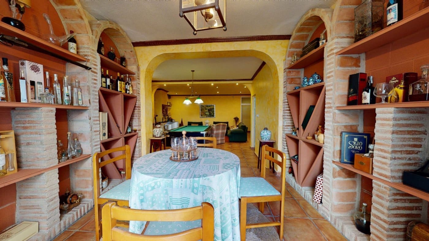 5 soveværelse Villa til salg i Elche / Elx med swimmingpool garage - € 649.000 (Ref: 8949006)