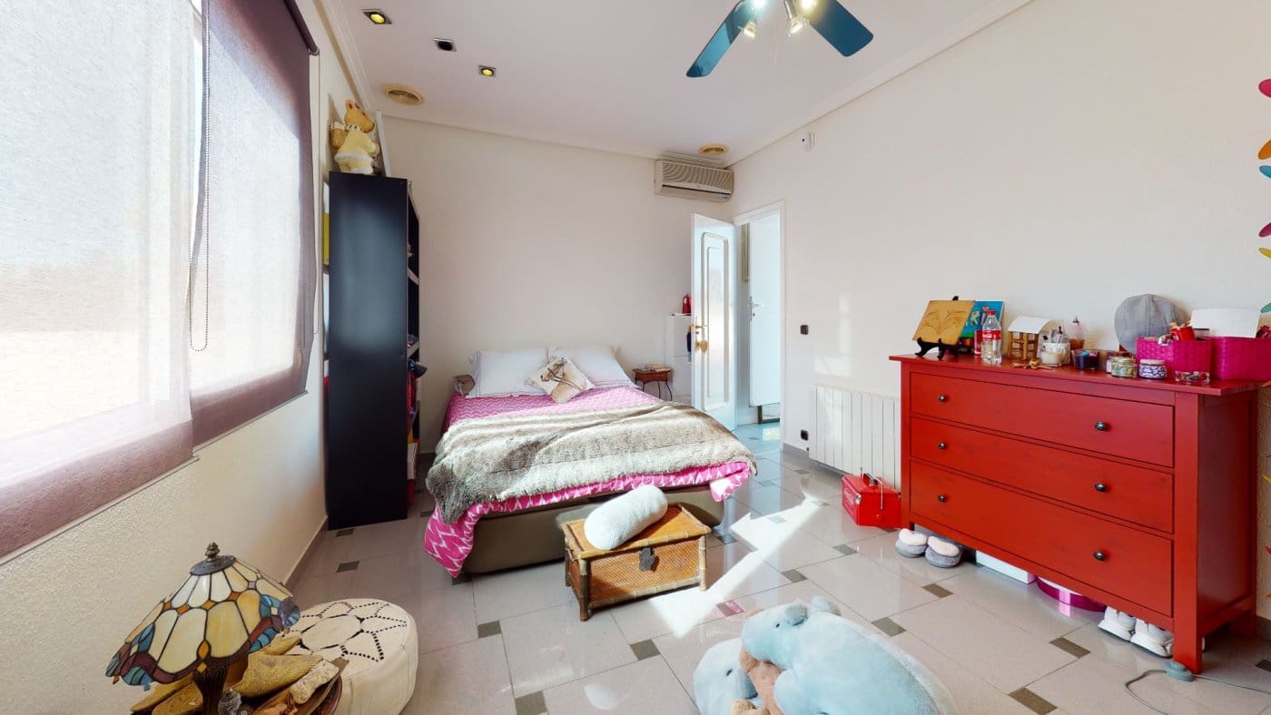 5 soveværelse Villa til salg i Elche / Elx med swimmingpool garage - € 649.000 (Ref: 8949006)