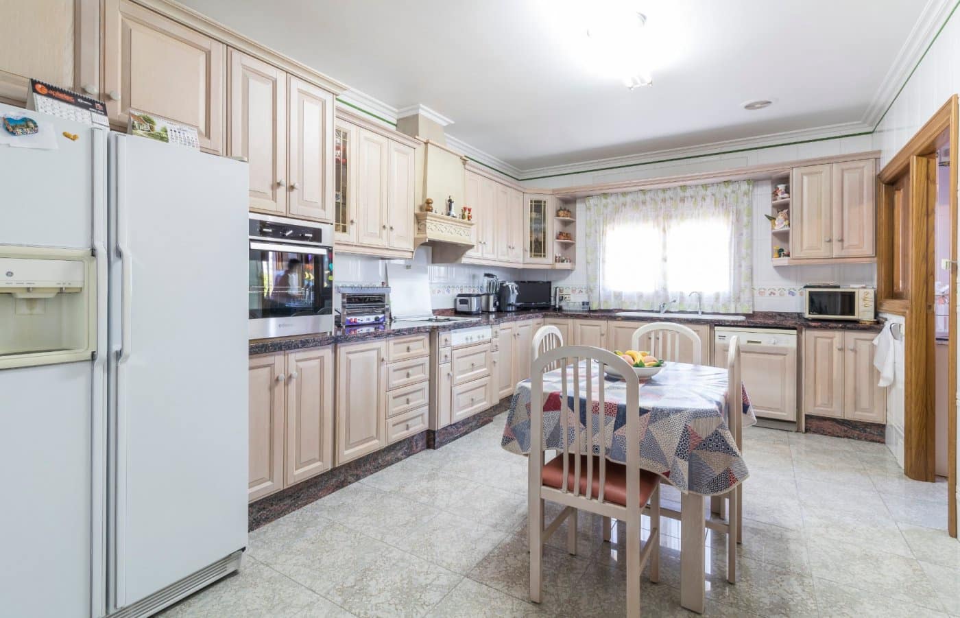 6 soveværelse Villa til salg i Valverde med swimmingpool garage - € 920.000 (Ref: 8949007)