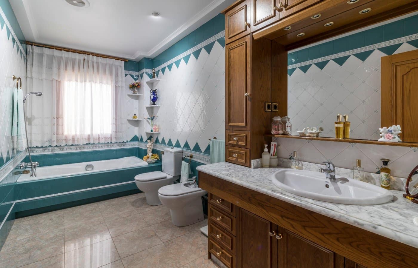 6 soveværelse Villa til salg i Valverde med swimmingpool garage - € 920.000 (Ref: 8949007)