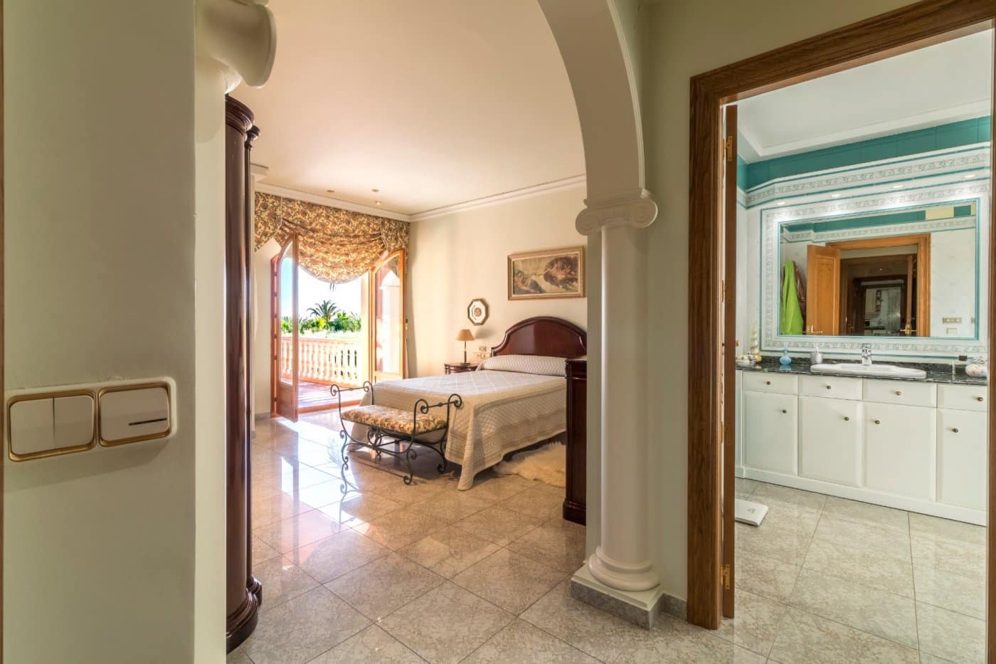 6 soveværelse Villa til salg i Valverde med swimmingpool garage - € 920.000 (Ref: 8949007)