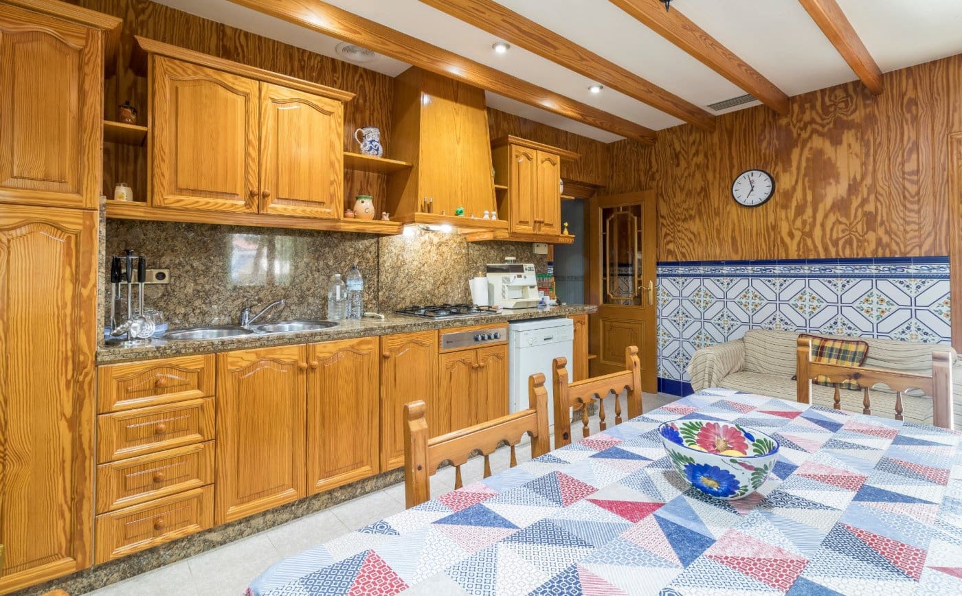 6 soveværelse Villa til salg i Valverde med swimmingpool garage - € 920.000 (Ref: 8949007)