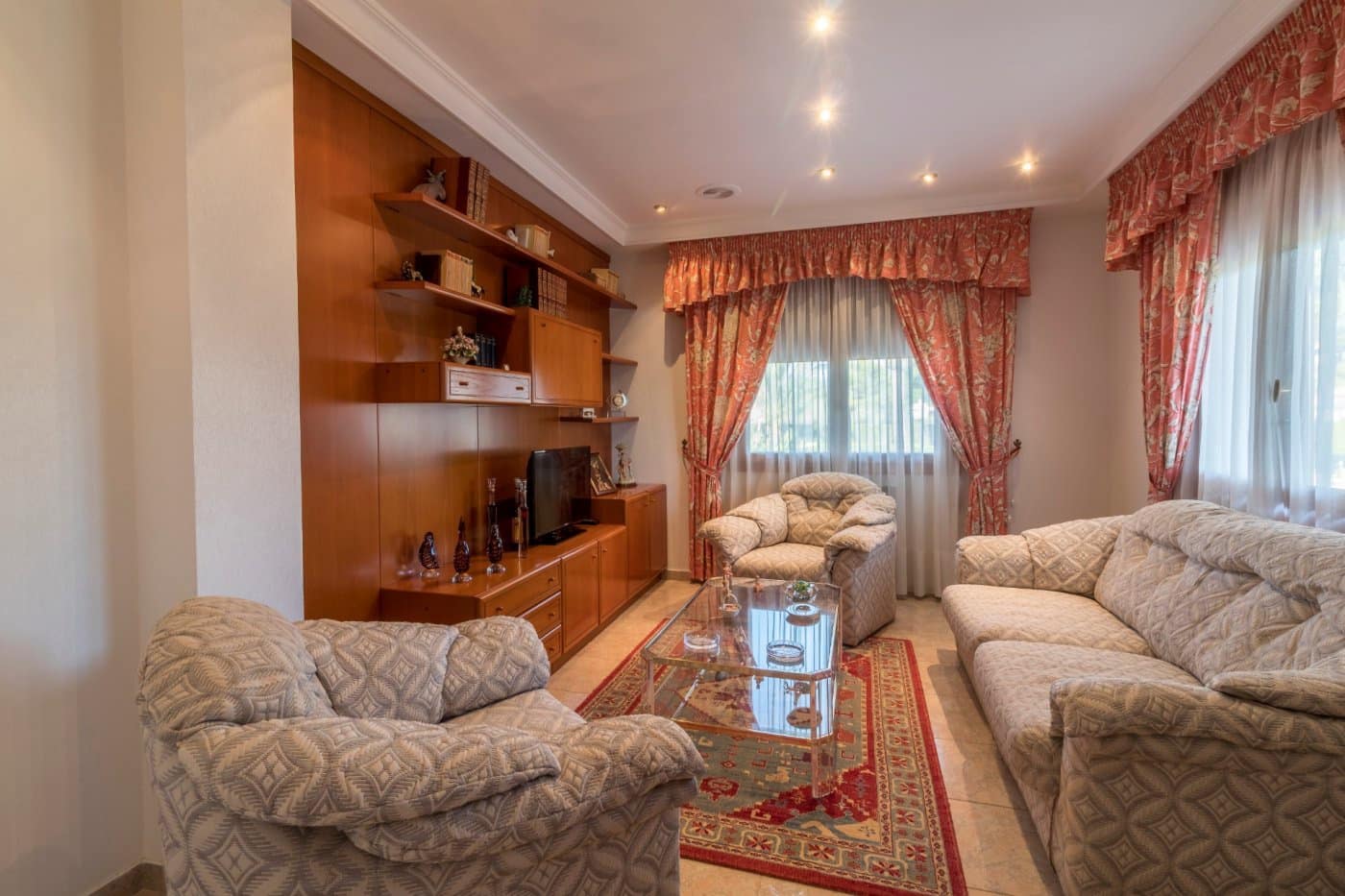 6 soveværelse Villa til salg i Valverde med swimmingpool garage - € 920.000 (Ref: 8949007)