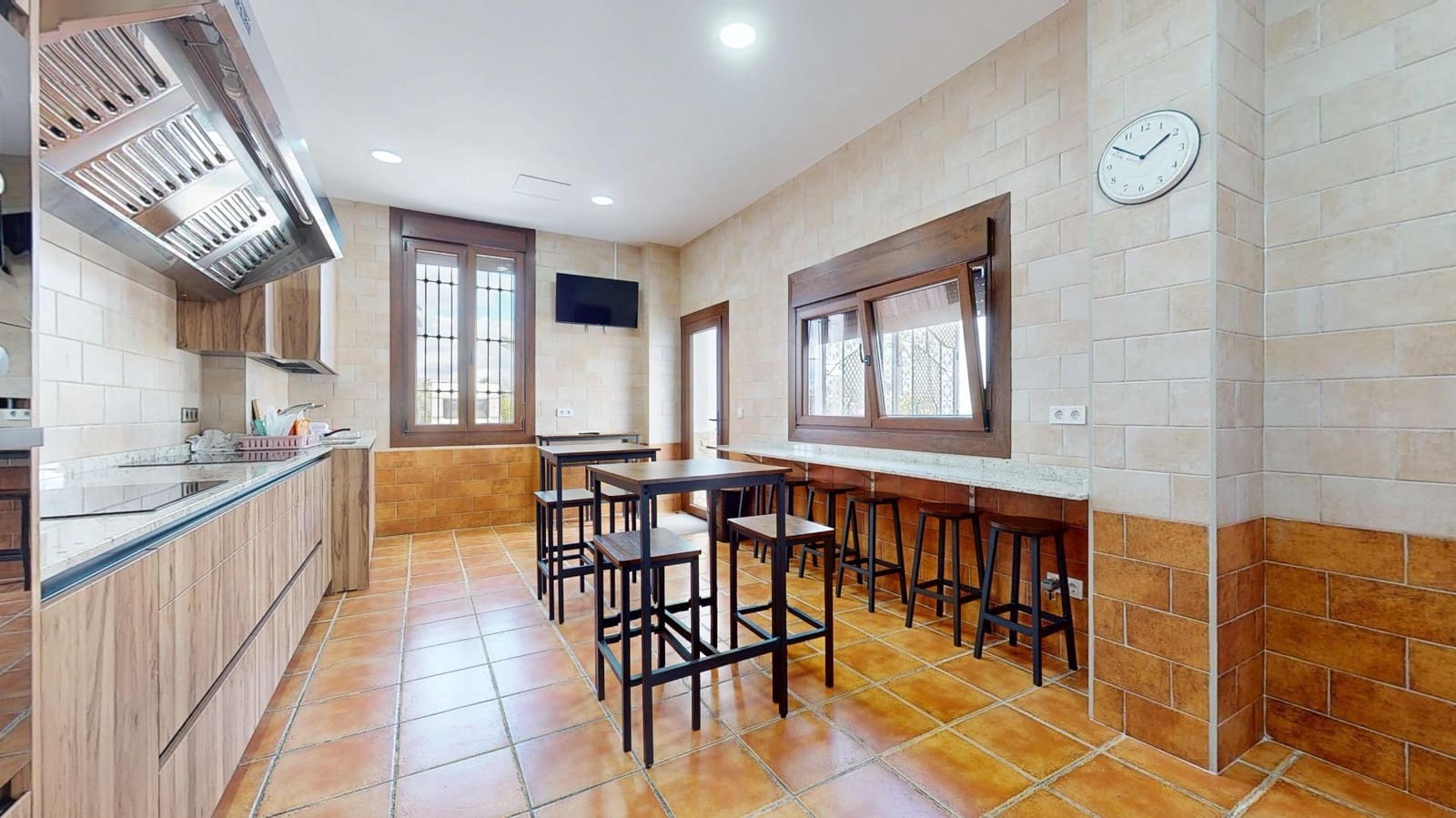 15 makuuhuone Huvila myytävänä paikassa Elche / Elx mukana 
autotalli - 800 000 € (Ref: 8957241)