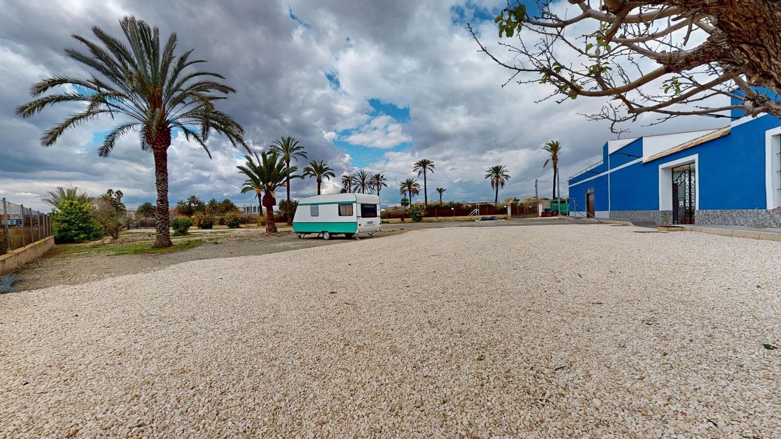 15 makuuhuone Huvila myytävänä paikassa Elche / Elx mukana 
autotalli - 800 000 € (Ref: 8957241)