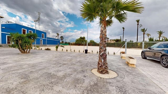 15 makuuhuone Huvila myytävänä paikassa Elche / Elx mukana 
autotalli - 800 000 € (Ref: 8957241)