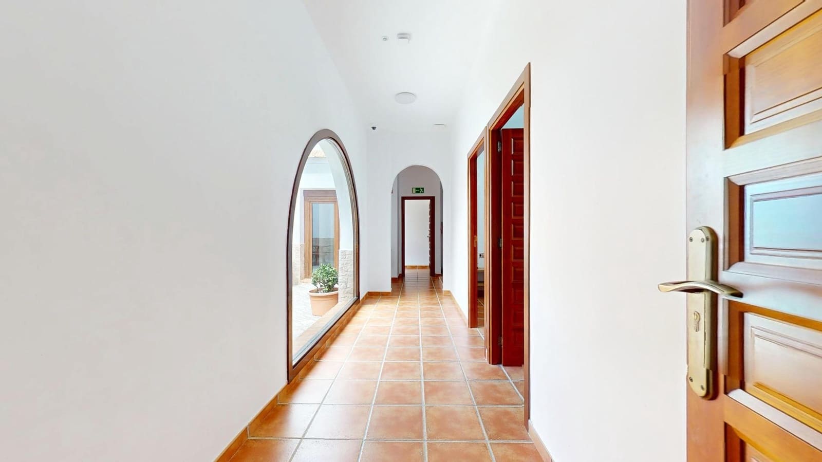 15 makuuhuone Huvila myytävänä paikassa Elche / Elx mukana 
autotalli - 800 000 € (Ref: 8957241)