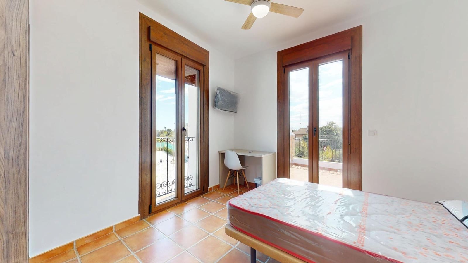 15 makuuhuone Huvila myytävänä paikassa Elche / Elx mukana 
autotalli - 800 000 € (Ref: 8957241)