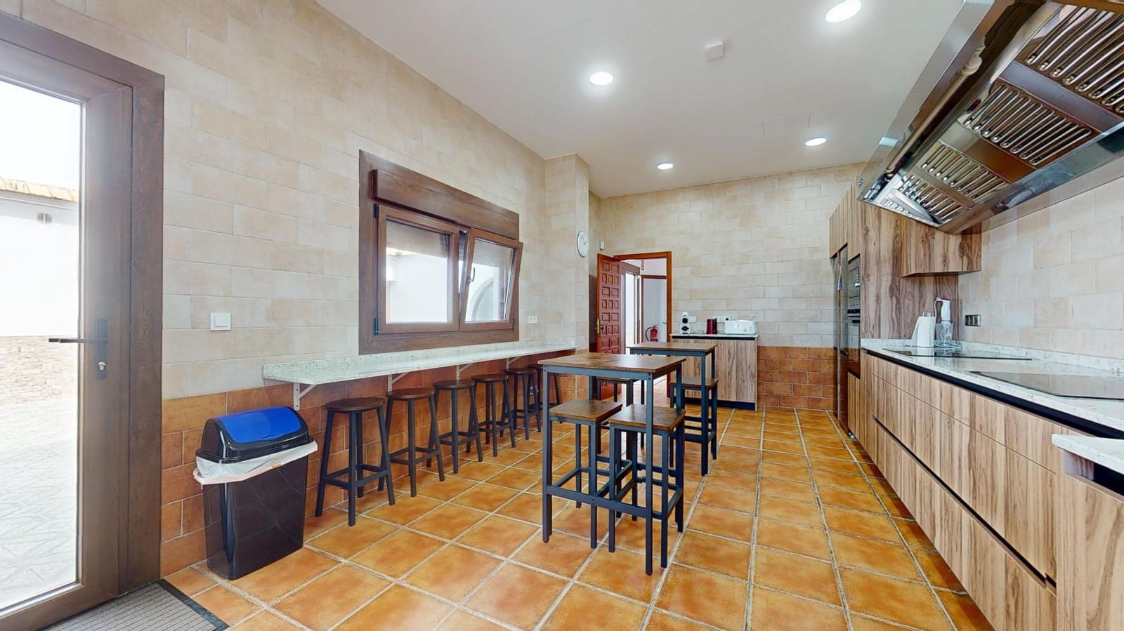 15 makuuhuone Huvila myytävänä paikassa Elche / Elx mukana 
autotalli - 800 000 € (Ref: 8957241)