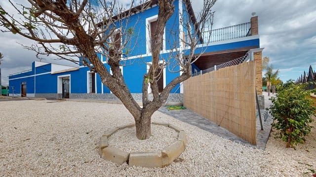 15 makuuhuone Huvila myytävänä paikassa Elche / Elx mukana 
autotalli - 800 000 € (Ref: 8957241)