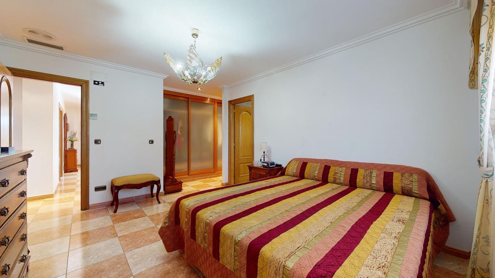 5 camera da letto Villa in vendita in Perleta con piscina garage - 950.000 € (Rif: 9192497)