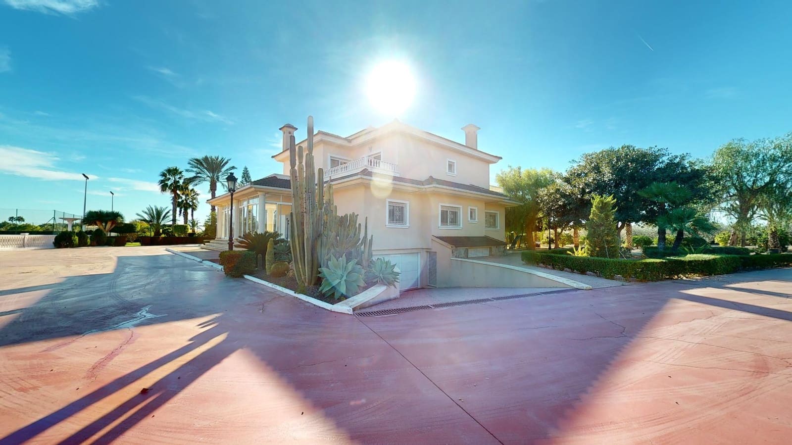 5 soverom Villa til salgs i Perleta med svømmebasseng garasje - € 950 000 (Ref: 9192497)