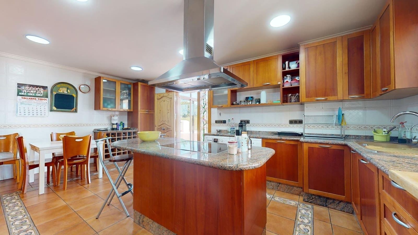 5 soverom Villa til salgs i Perleta med svømmebasseng garasje - € 950 000 (Ref: 9192497)