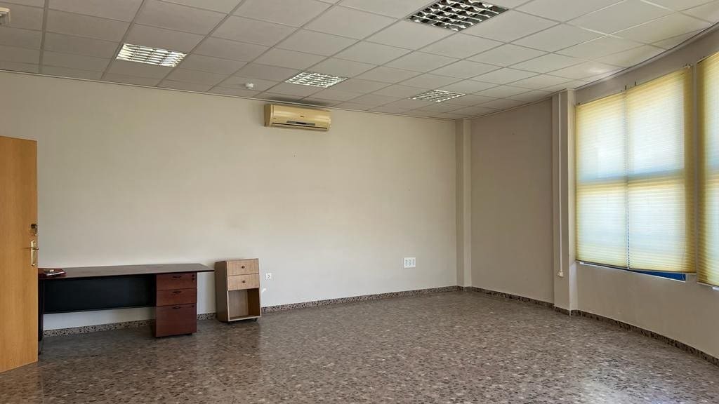 Virksomhed til leje i Elche / Elx - € 4.500 (Ref: 9206617)