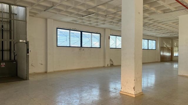 Virksomhed til leje i Elche / Elx - € 4.500 (Ref: 9206617)