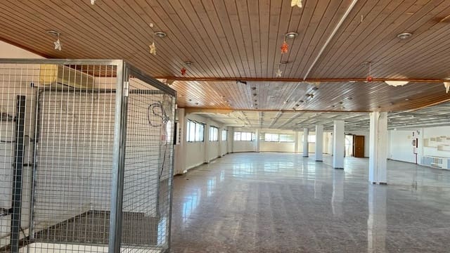 Virksomhed til leje i Elche / Elx - € 4.500 (Ref: 9206617)