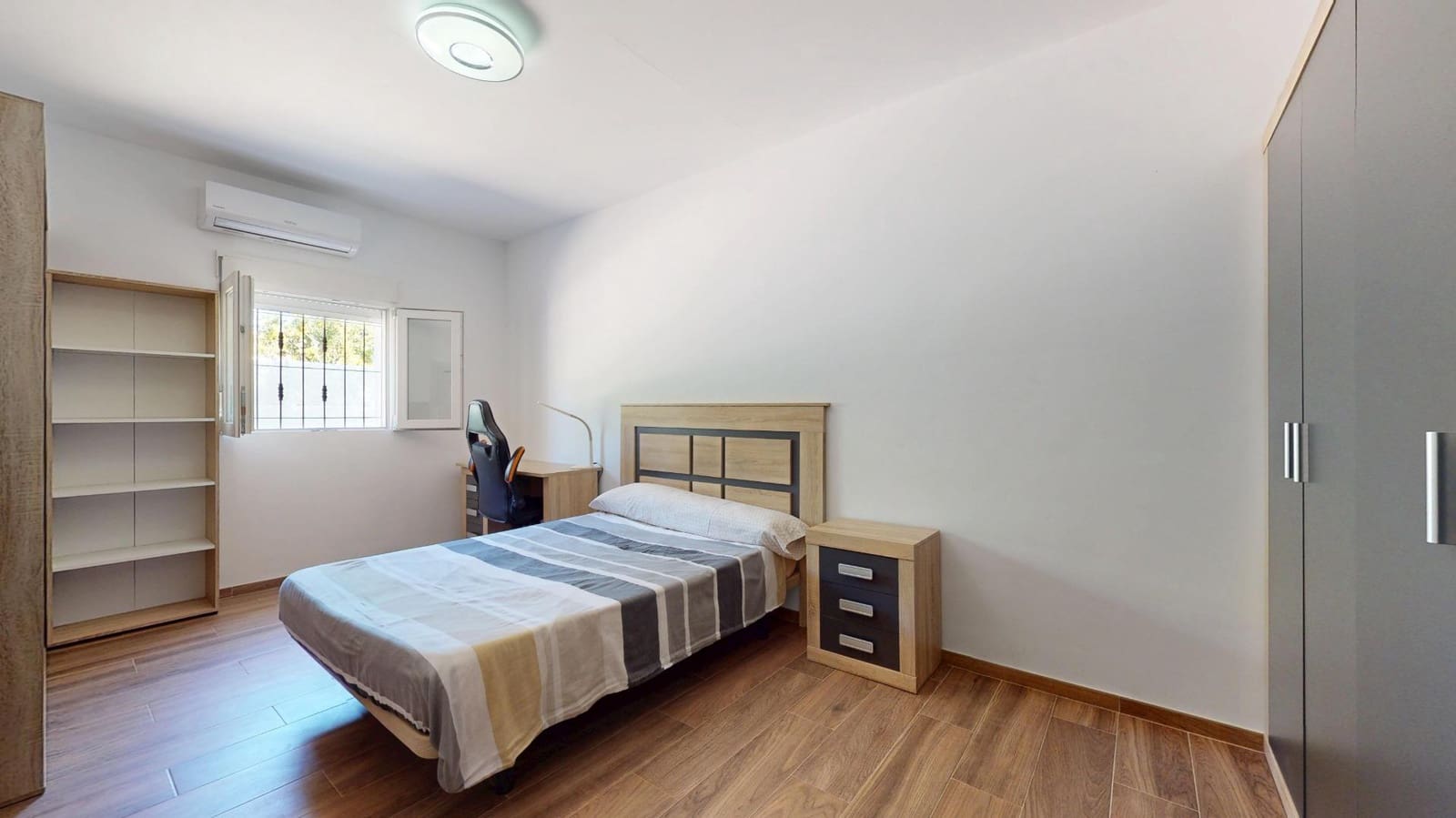 3 sypialnia Willa na sprzedaż w Elche / Elx z garażem - 349 000 € (Ref: 9247072)