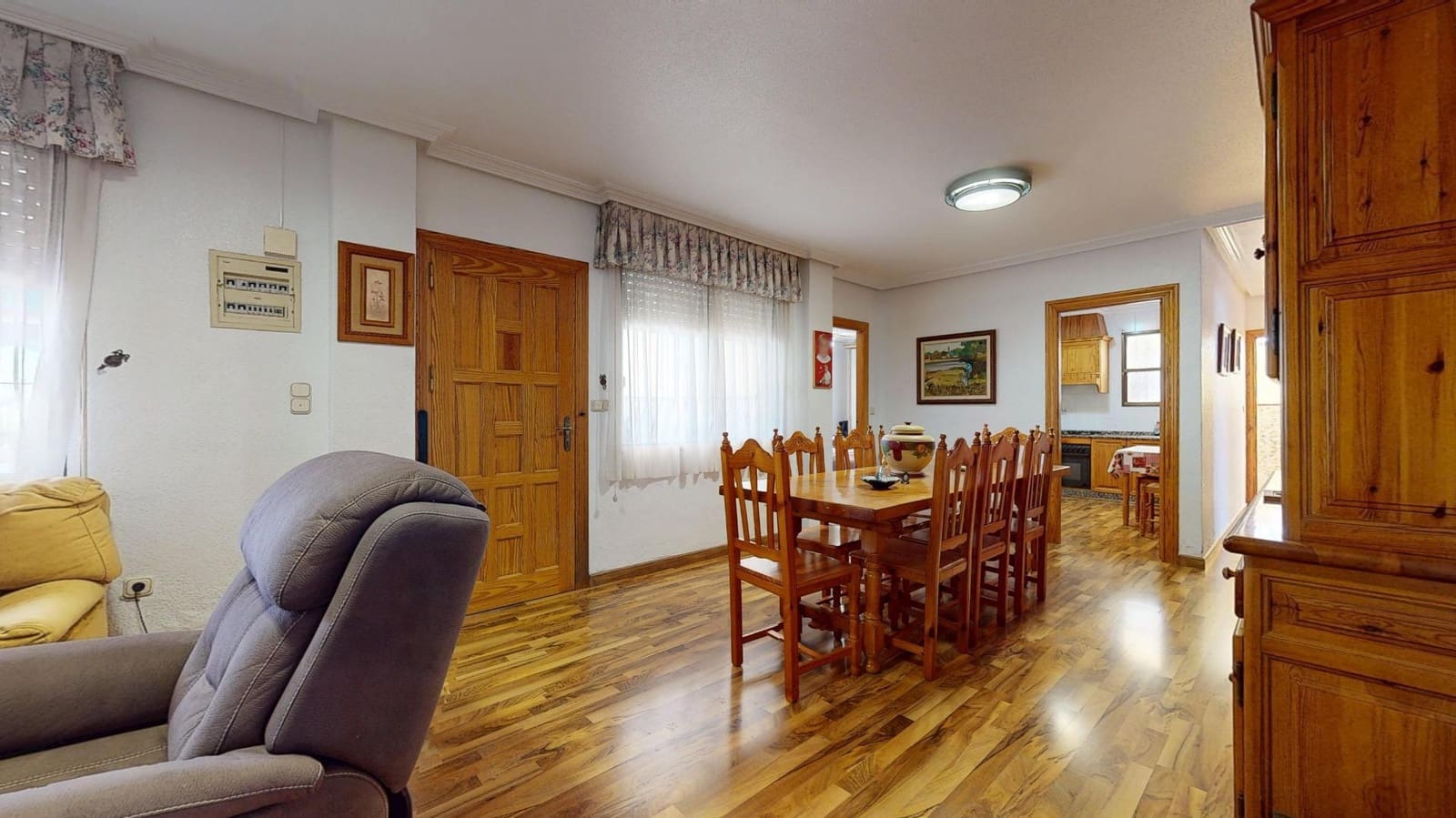 Chalet de 4 habitaciones en Elche / Elx en venta con piscina garaje - 400.000 € (Ref: 9255130)