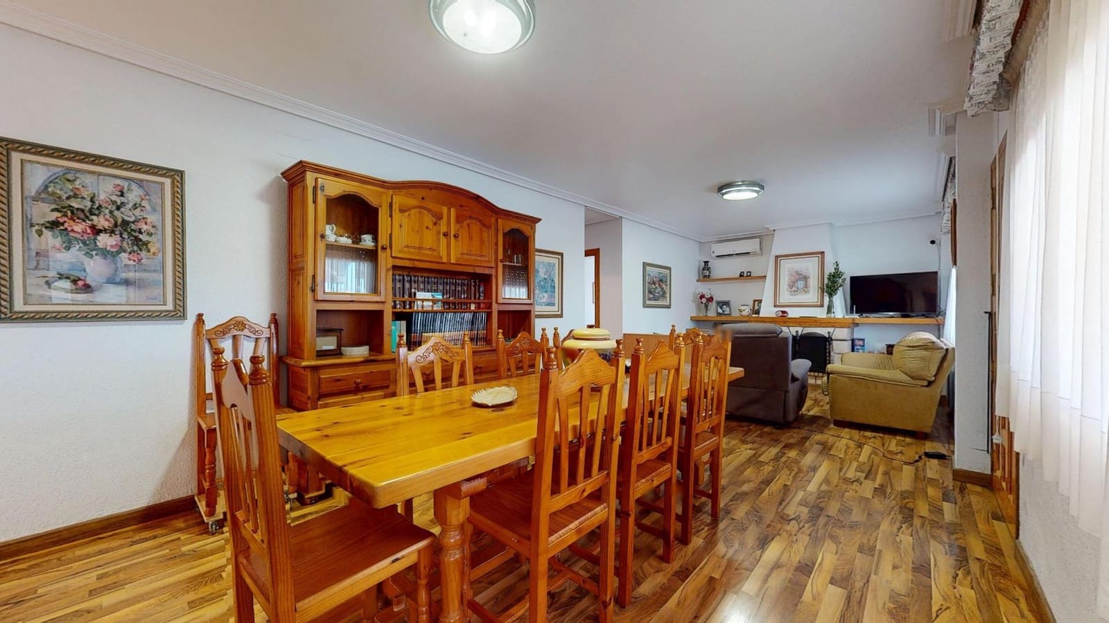 Chalet de 4 habitaciones en Elche / Elx en venta con piscina garaje - 400.000 € (Ref: 9255130)