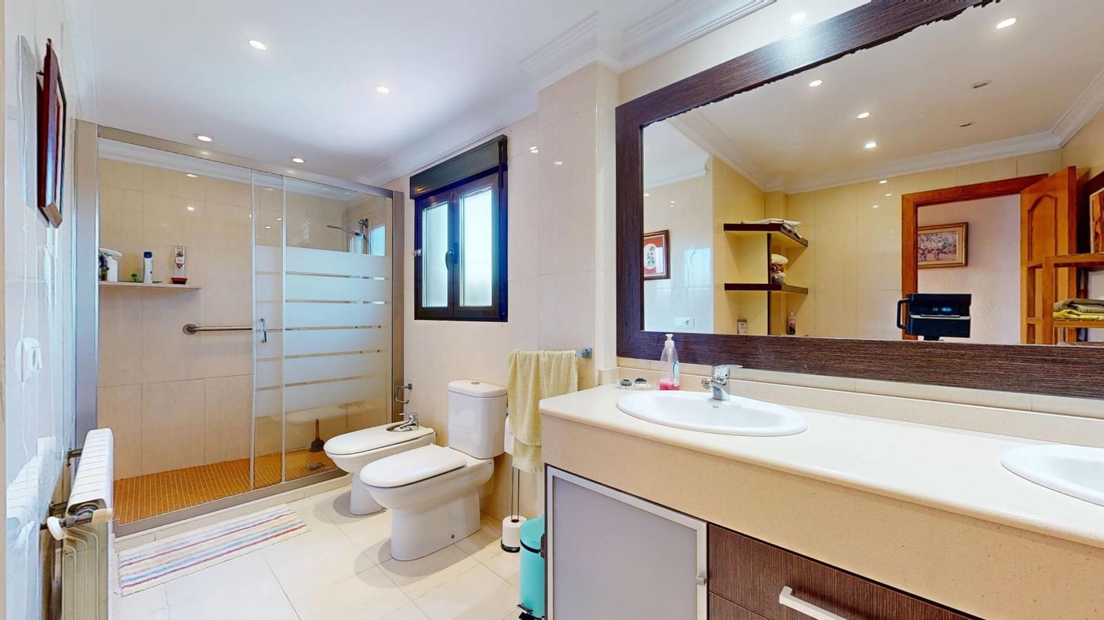 Chalet de 4 habitaciones en Elche / Elx en venta con piscina garaje - 400.000 € (Ref: 9255130)