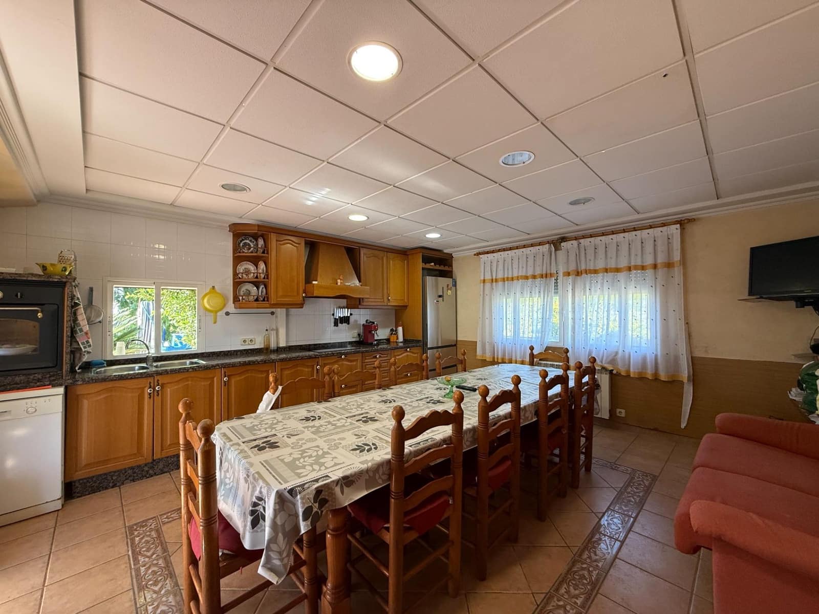 Chalet de 4 habitaciones en Elche / Elx en venta con piscina garaje - 400.000 € (Ref: 9255130)