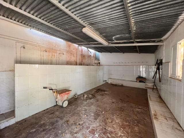 5 sypialnia Finka/Dom wiejski na sprzedaż w Jubalcoy / Jubalcoi z garażem - 390 000 € (Ref: 9285339)