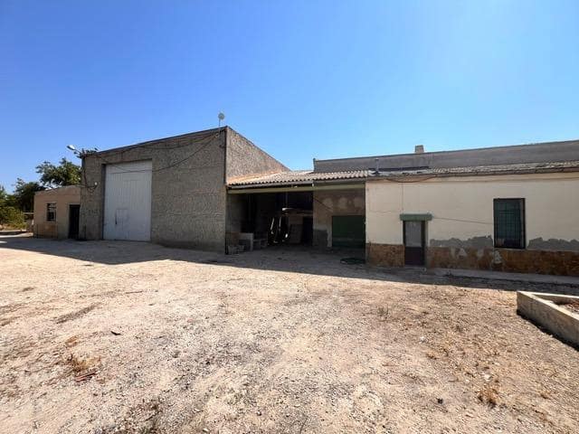 5 sypialnia Finka/Dom wiejski na sprzedaż w Jubalcoy / Jubalcoi z garażem - 390 000 € (Ref: 9285339)