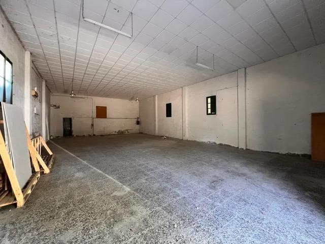 5 sypialnia Finka/Dom wiejski na sprzedaż w Jubalcoy / Jubalcoi z garażem - 390 000 € (Ref: 9285339)