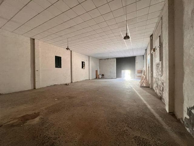 5 sypialnia Finka/Dom wiejski na sprzedaż w Jubalcoy / Jubalcoi z garażem - 390 000 € (Ref: 9285339)