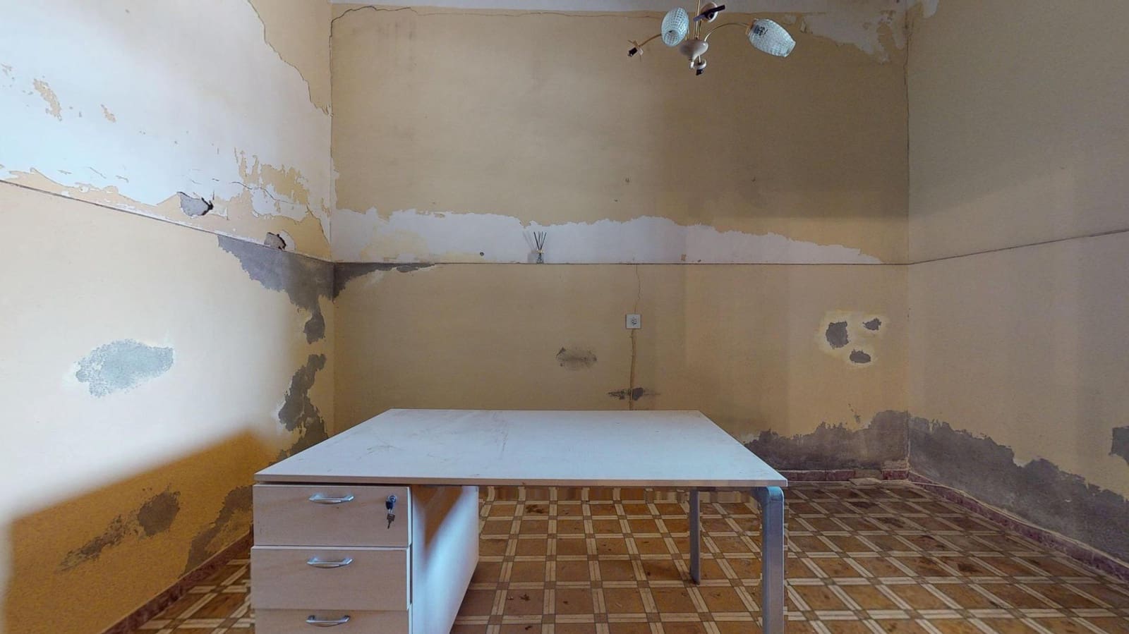 5 sypialnia Finka/Dom wiejski na sprzedaż w Jubalcoy / Jubalcoi z garażem - 390 000 € (Ref: 9285339)