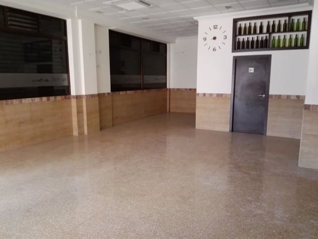 Commercial for sale in Altabix, Elche / Elx - € 165,000 (Ref: 9406563)