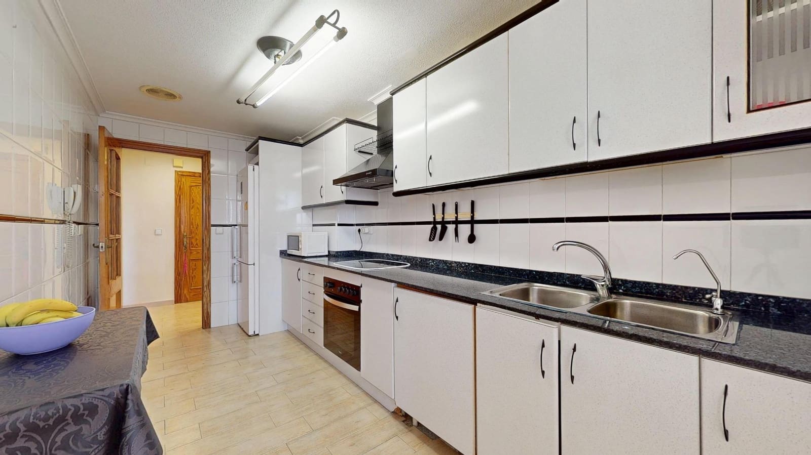 3 bedroom Flat for sale in Elche / Elx with pool - € 230,000 (Ref: 9481276)