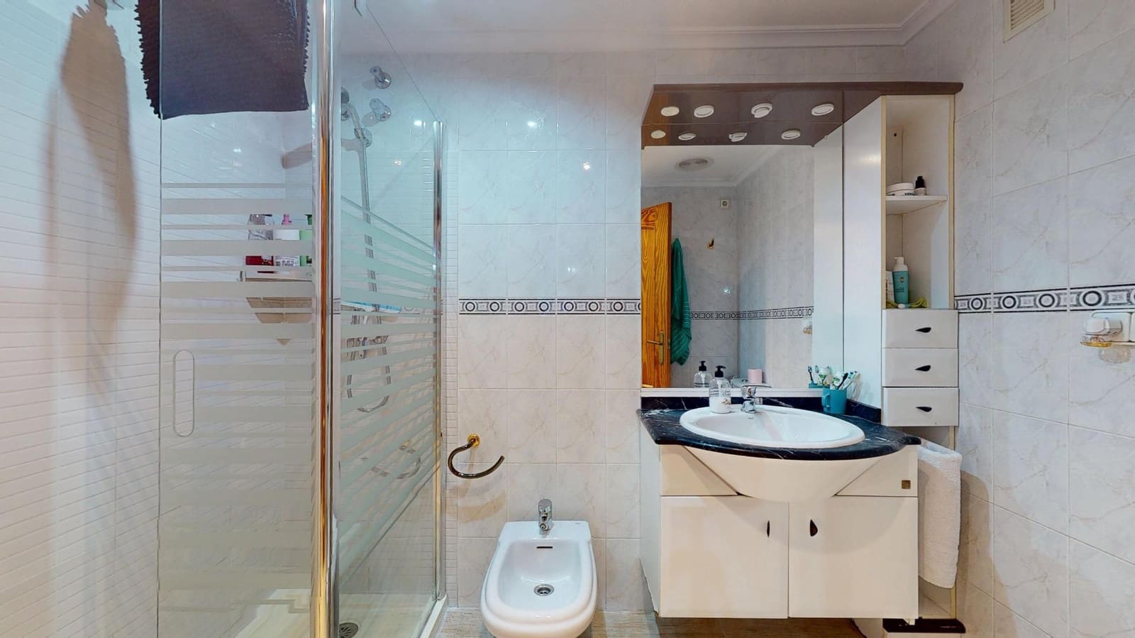 3 bedroom Flat for sale in Elche / Elx with pool - € 230,000 (Ref: 9481276)