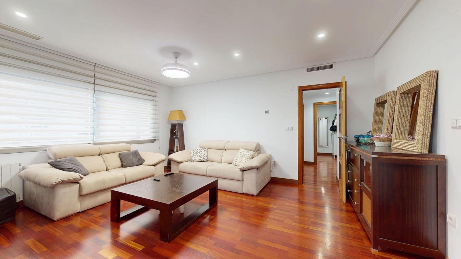 3 bedroom Apartment for sale in Elche / Elx with pool - € 339,000 (Ref: 9491588)