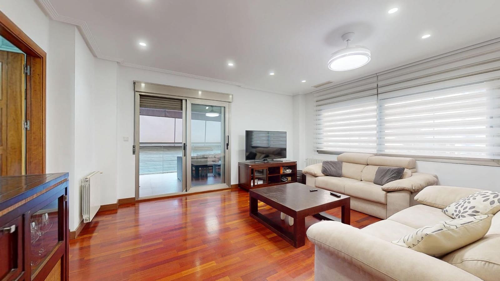 3 bedroom Apartment for sale in Elche / Elx with pool - € 339,000 (Ref: 9491588)