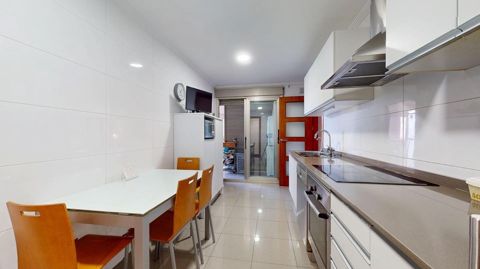 3 bedroom Apartment for sale in Elche / Elx with pool - € 339,000 (Ref: 9491588)