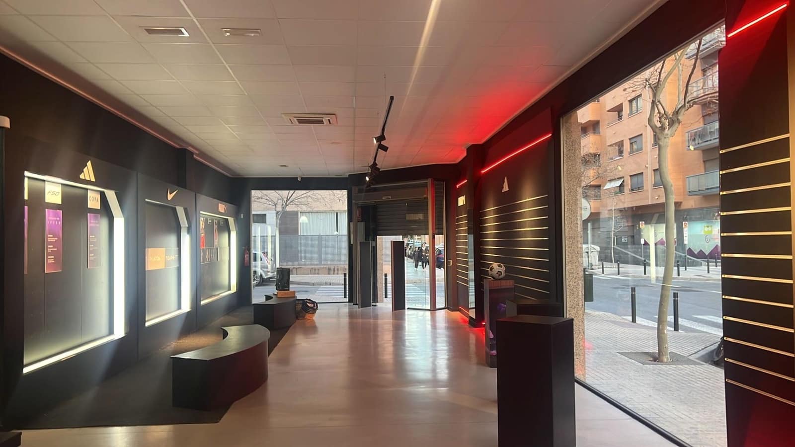 Erhverv til leje i Elche / Elx - € 2.900 (Ref: 9773226)