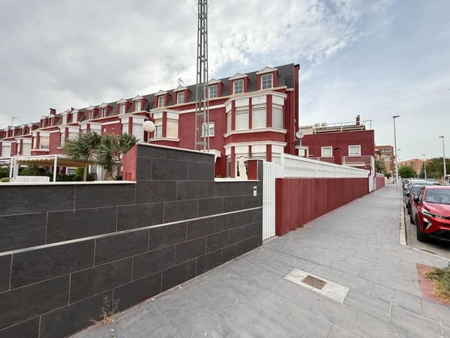 4 quarto Bungalow para venda em Altabix, Elche / Elx com piscina - 630 000 € (Ref: 9825404)